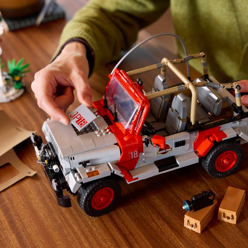 Jurassic Park Jeep® Wrangler: un clásico del cine para construir y exhibir