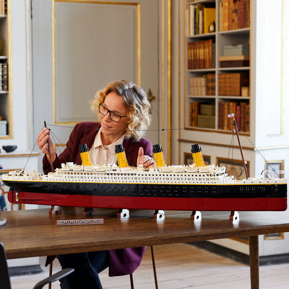 titanic lego