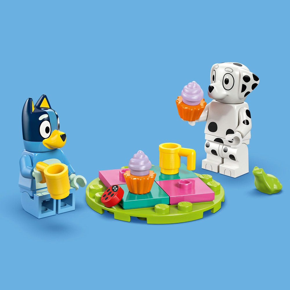Diversión en el Parque de Juegos con Bluey y Chloe