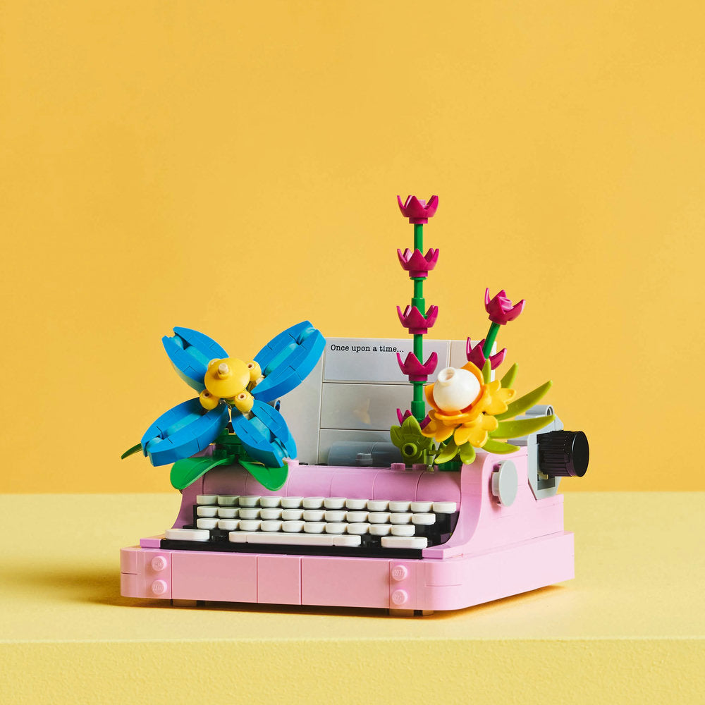 Máquina de Escribir con Flores