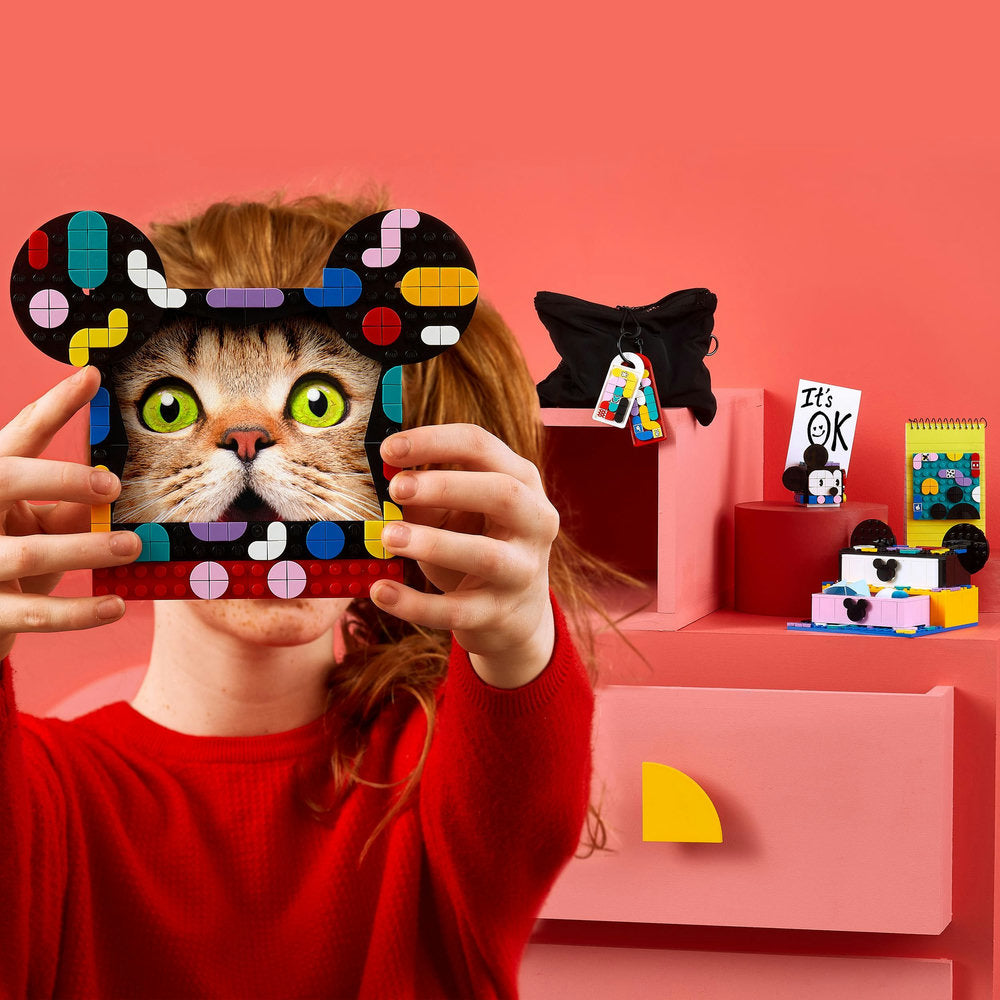 Mickey Mouse y Minnie Mouse: Caja de Proyectos de Vuelta al Cole