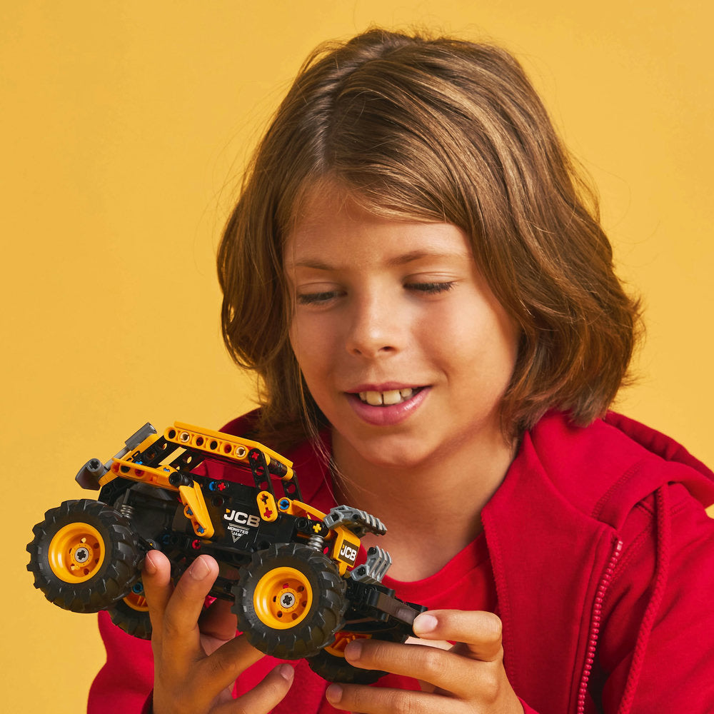 Combo Monster Jam: Monster Jam™ DIGatron™ con Motor de Carga Manual (42199) y Monster Jam™ ThunderROARus™ con Motor de Carga Manual (42200)