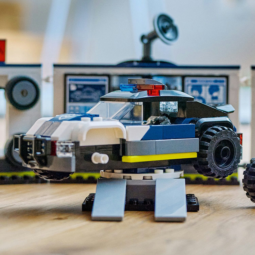 Taller de Modificación de Coches de Policía