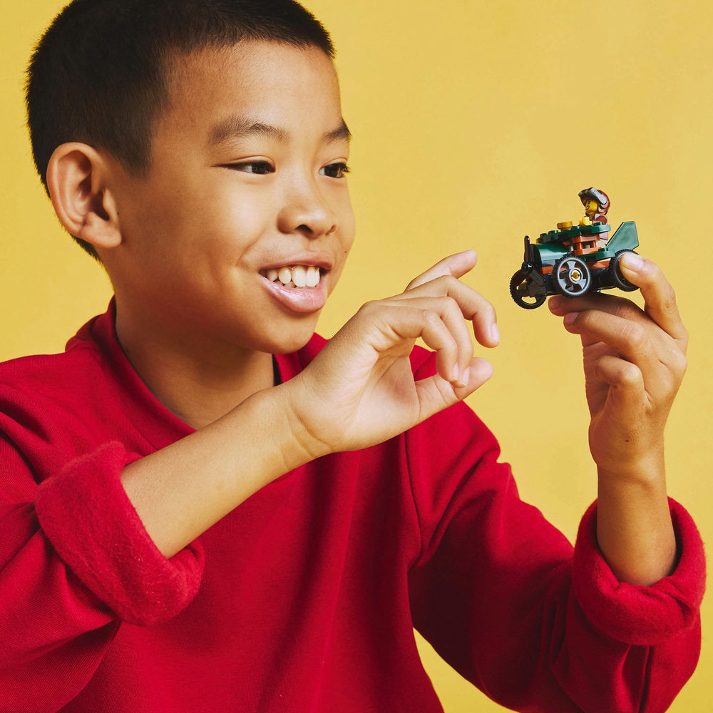Pack de Coches de Carreras: Avión vs. Cama de Hospital