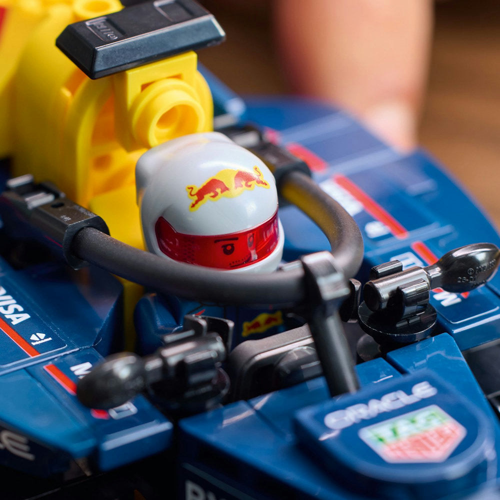 Auto de Carreras Oracle Red Bull Racing RB20 F1®