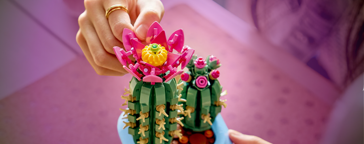 Flores que no se marchitan: el regalo perfecto para el Día de la Mujer con LEGO®