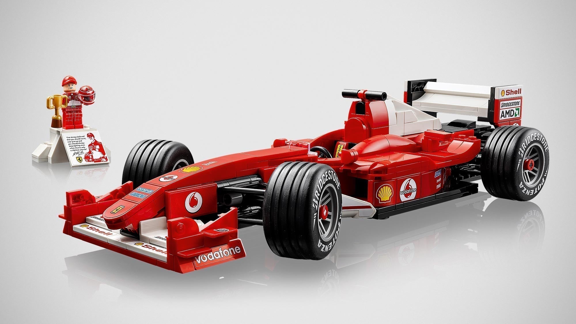 El Rugido de una Leyenda: Reconstruyendo el Ferrari F2004 de Schumacher
