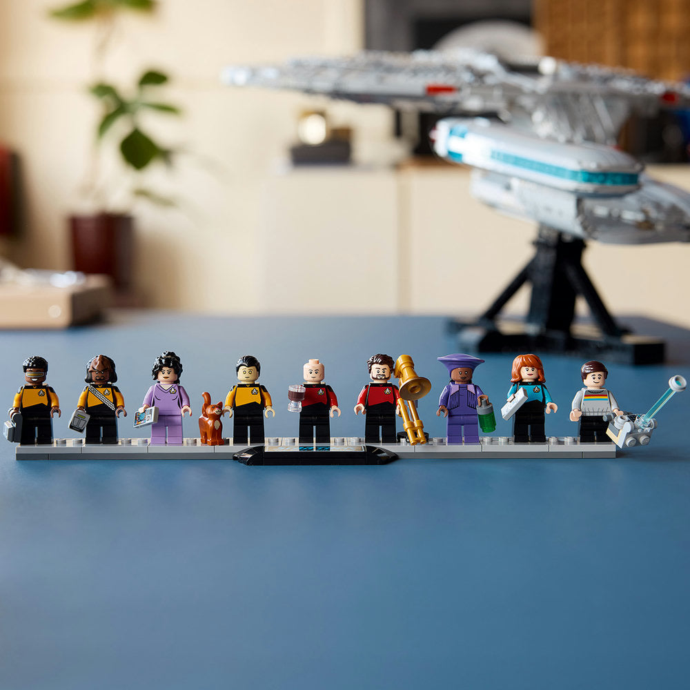 Star Trek: U.S.S. Enterprise NCC-1701-D™