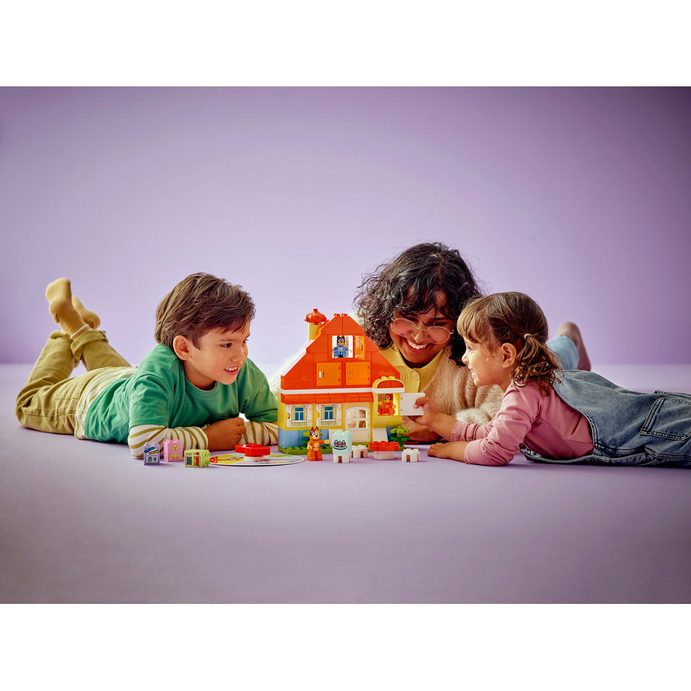 Casa Familiar de Bluey con Juego de Memoria