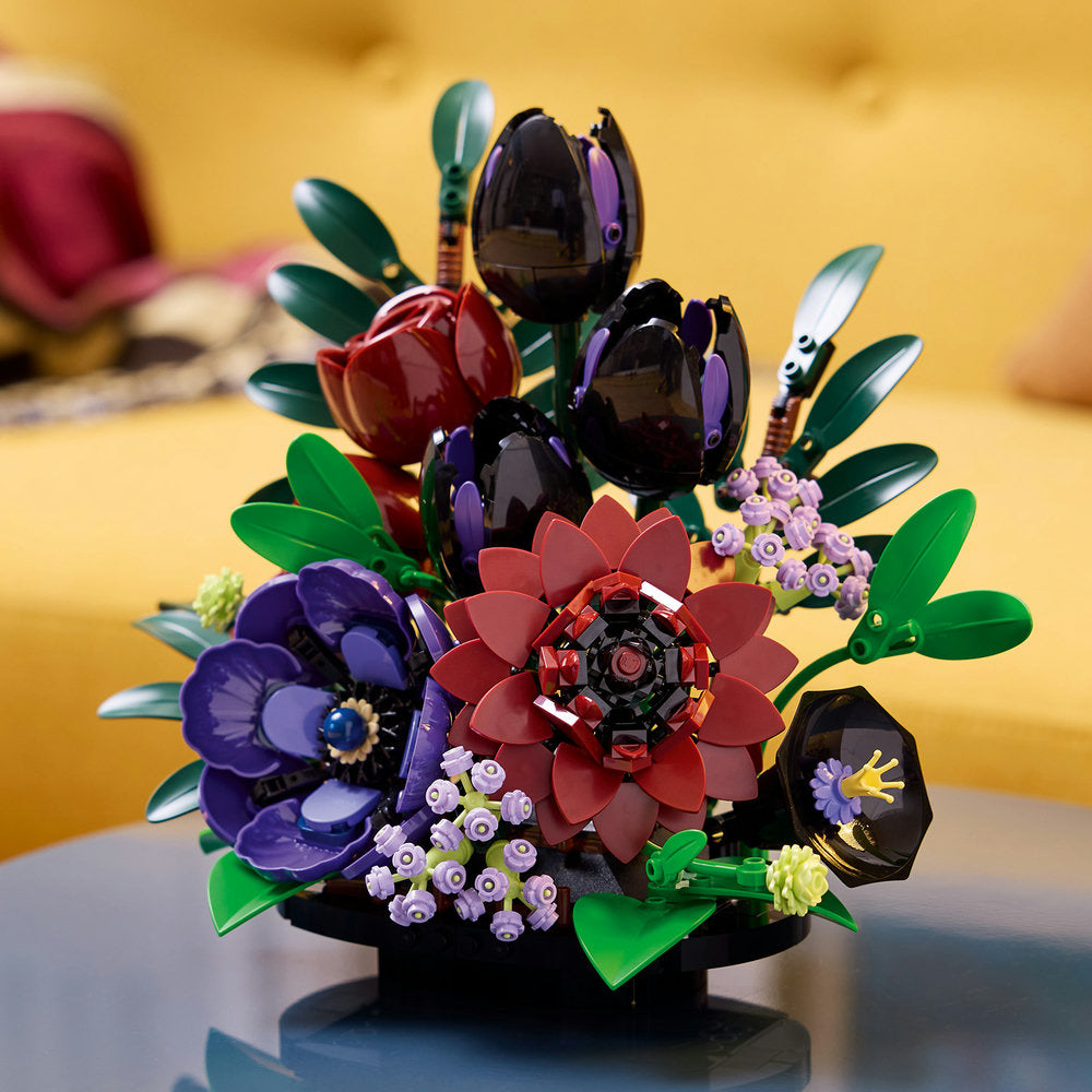 Arreglo Floral Oscuro