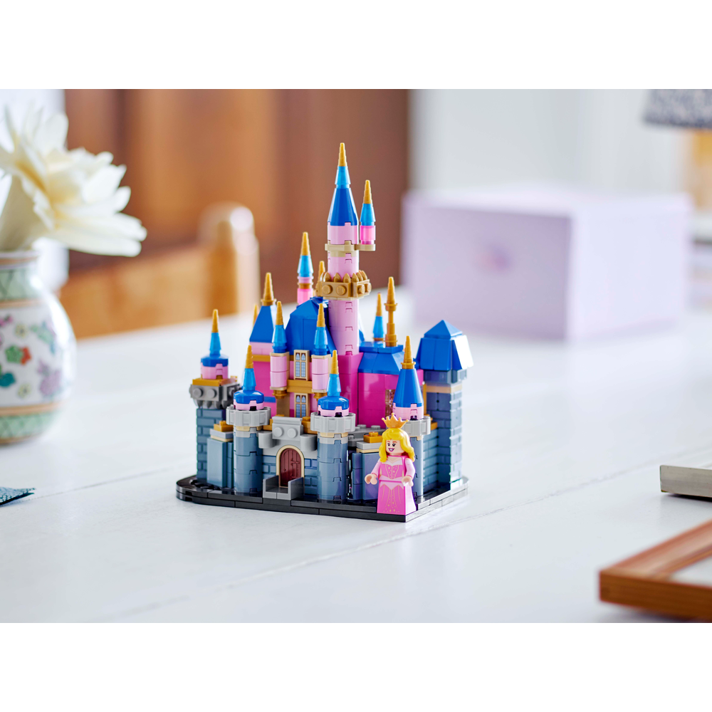 Combo Castillos: Mini Castillo de Disney Ariel (40708) y Mini Castillo Disney de la Bella Durmiente (40720)