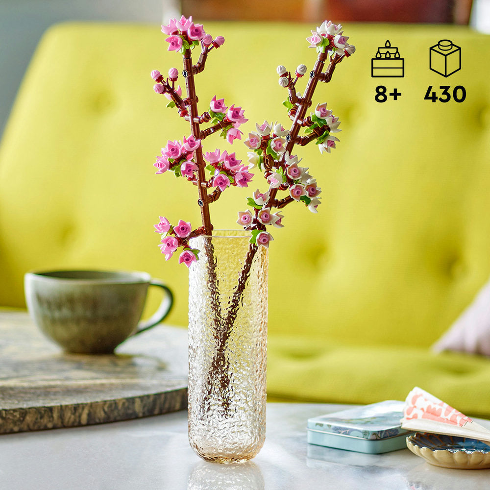 Combo Pétalos de Luz: Ramo de Flores Silvestres (10313) y Flores de Cerezo (40725)