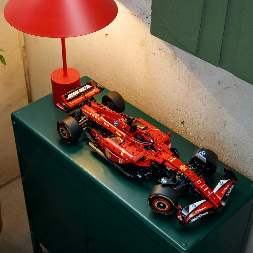Combo Technic: Auto Oracle Red Bull Racing RB20 F1 (42206) y Auto Ferrari SF-24 F1 LEGO® Technic (42207)