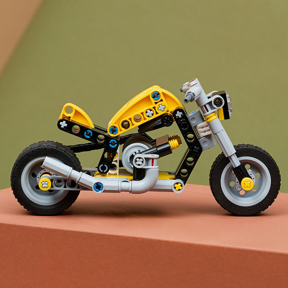 Moto Amarilla