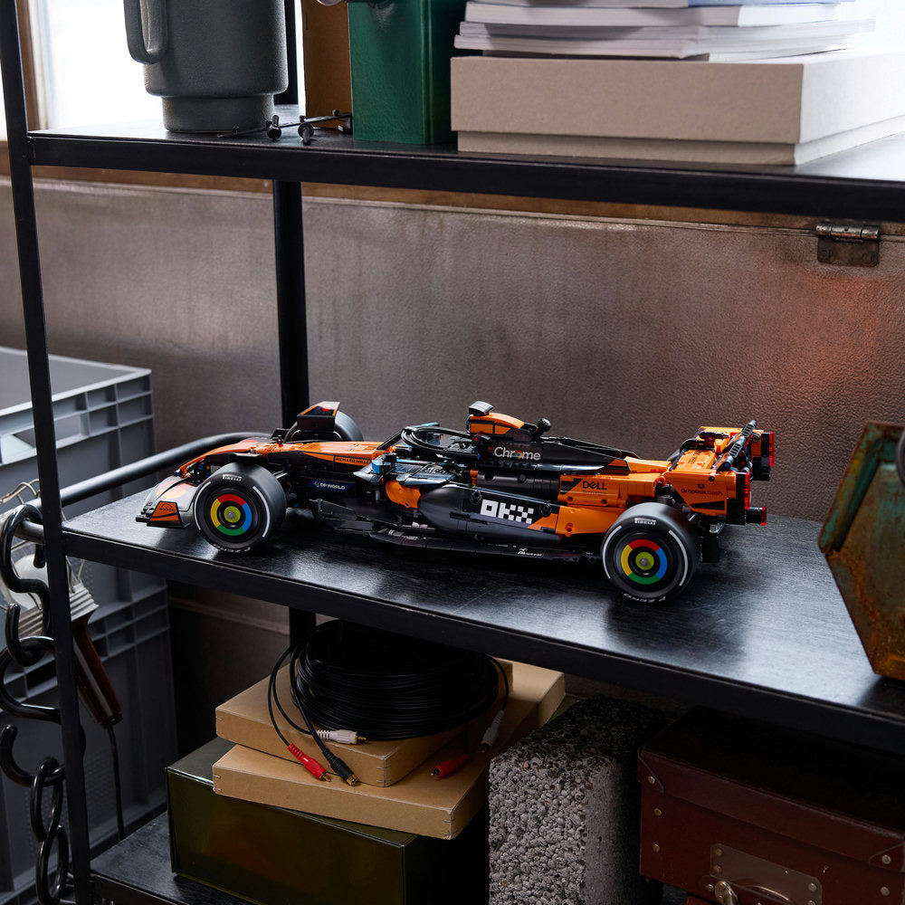 Auto McLaren MCL39 F1®