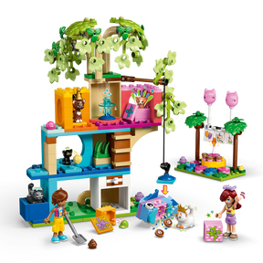 Fiesta de Cumpleaños y Casa del Árbol Felina