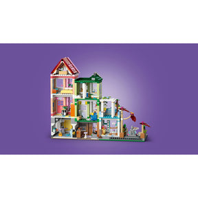 Apartamentos y Tiendas de Heartlake City