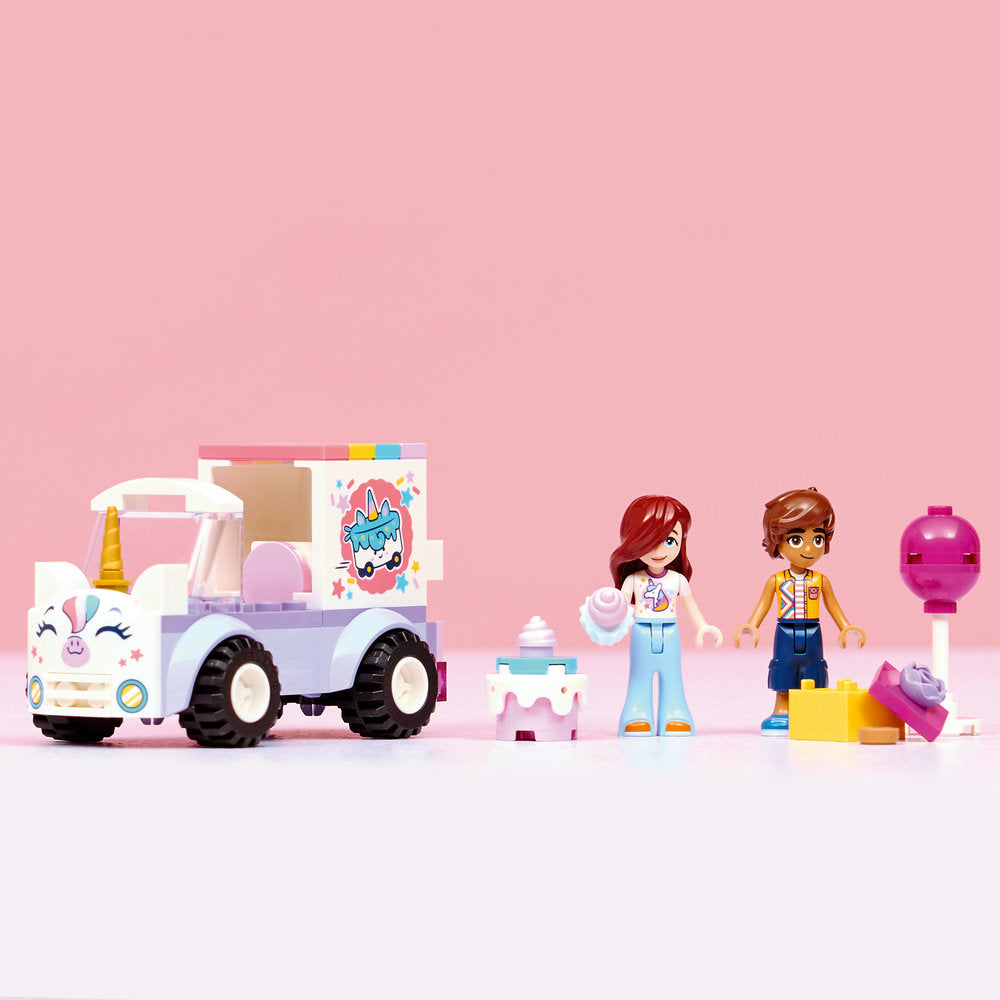 Coche-Unicornio de Reparto de Pasteles