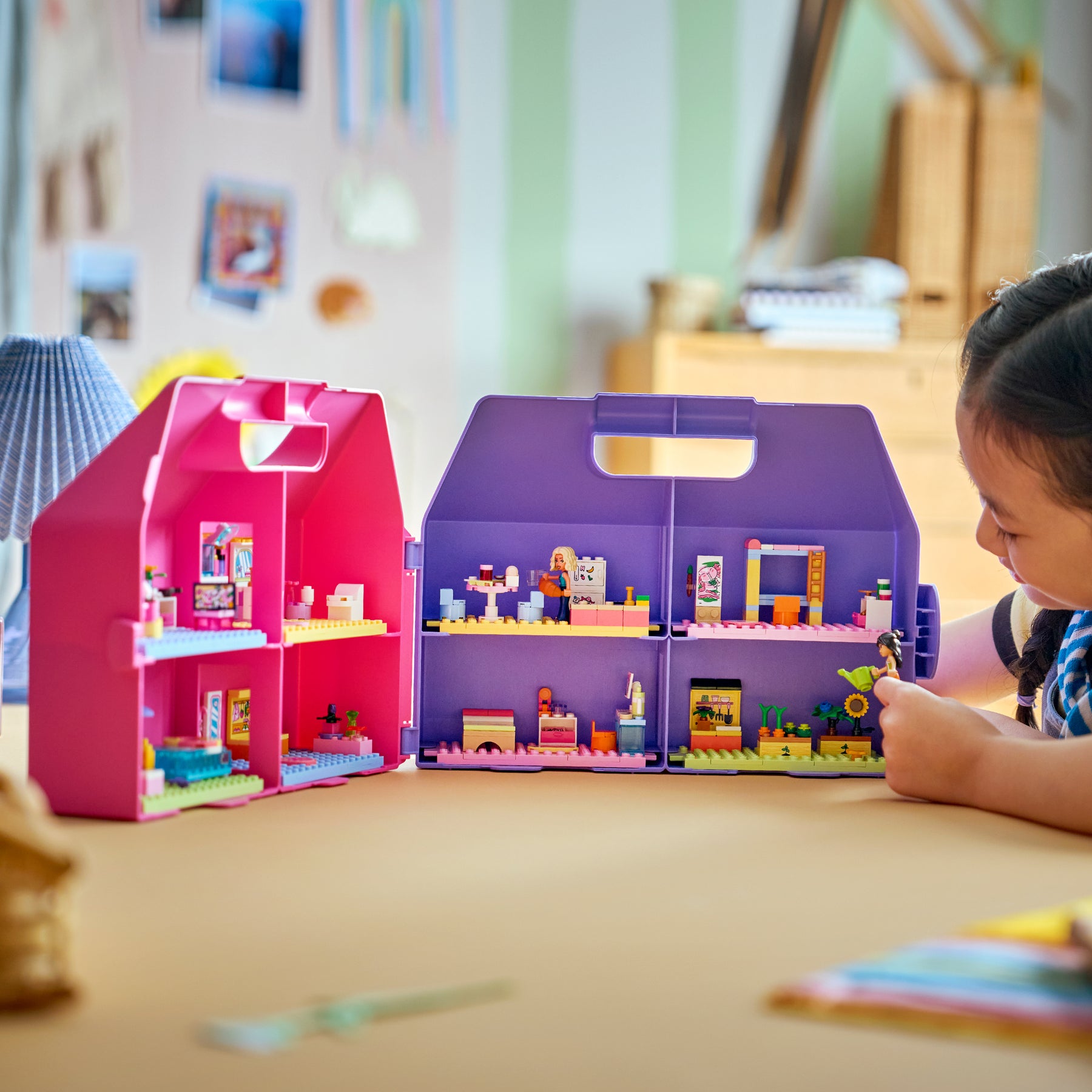 Casa de Muñecas Creativa Portátil