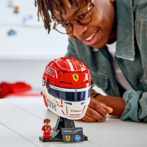 Scuderia Ferrari HP: Casco de Charles Leclerc