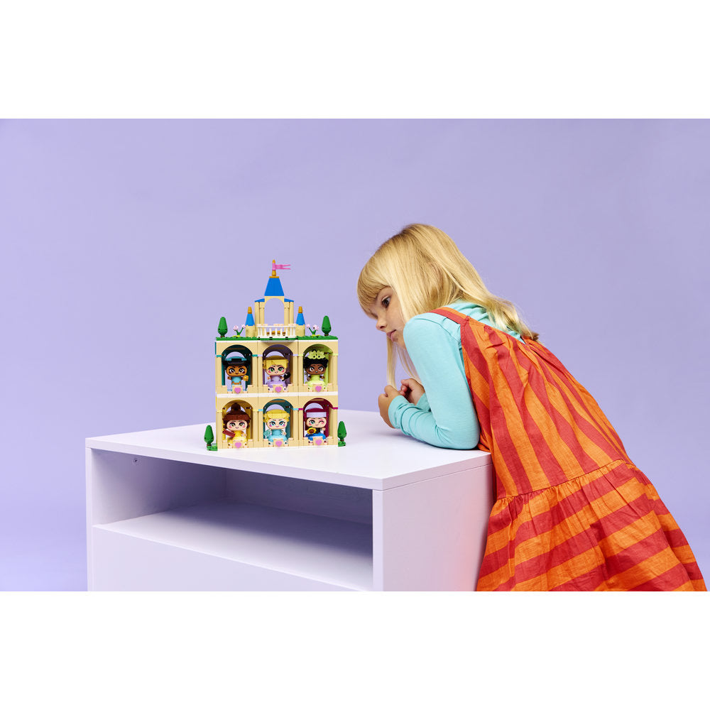 Mini Bella y Tiana con Castillo