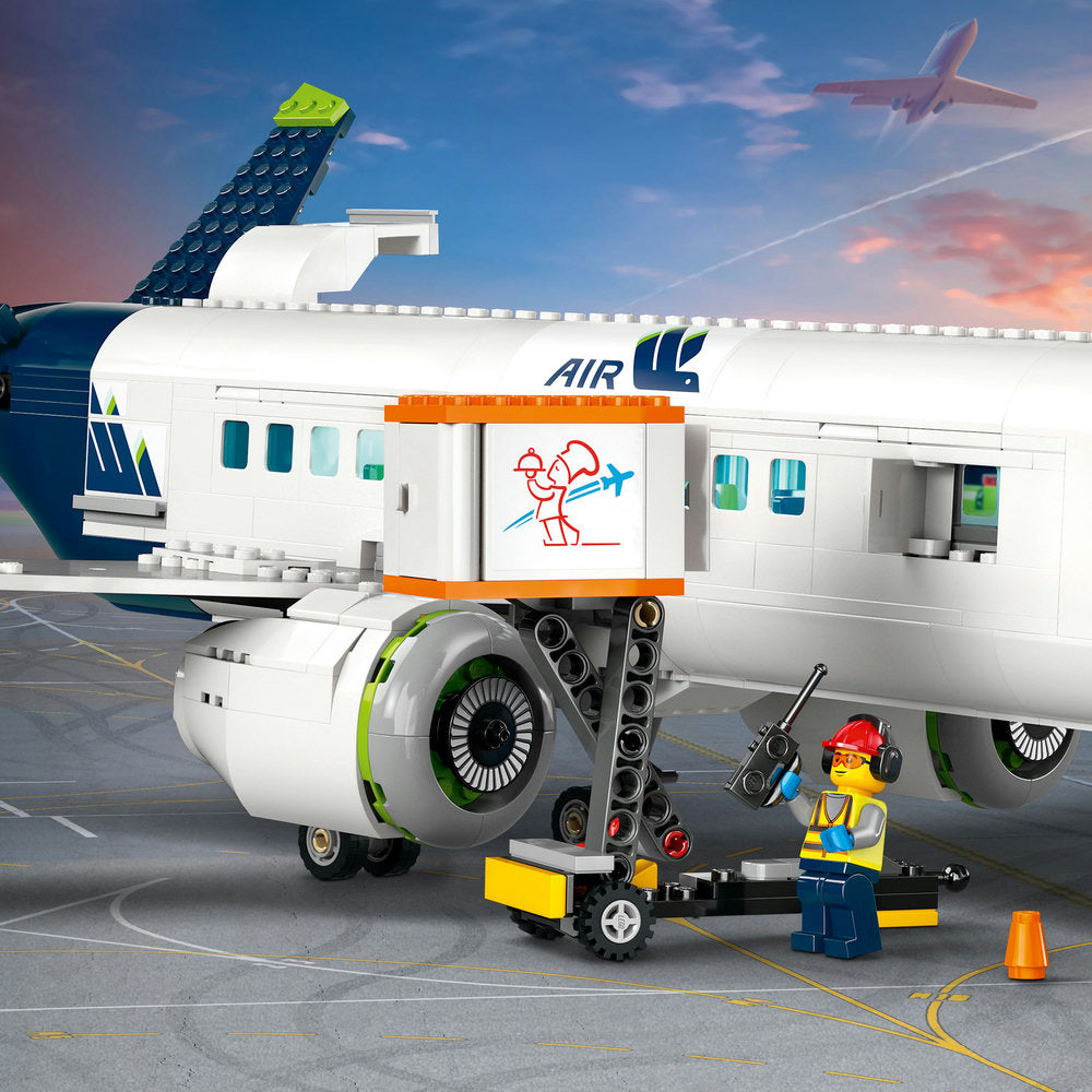 LEGO 60367 City Avión de Pasajeros, Juguete de Construcción de Avión Grande  con Vehículos del Aeropuerto