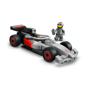 Camión de Exposición de F1® con Coche de Carreras Audi F1®