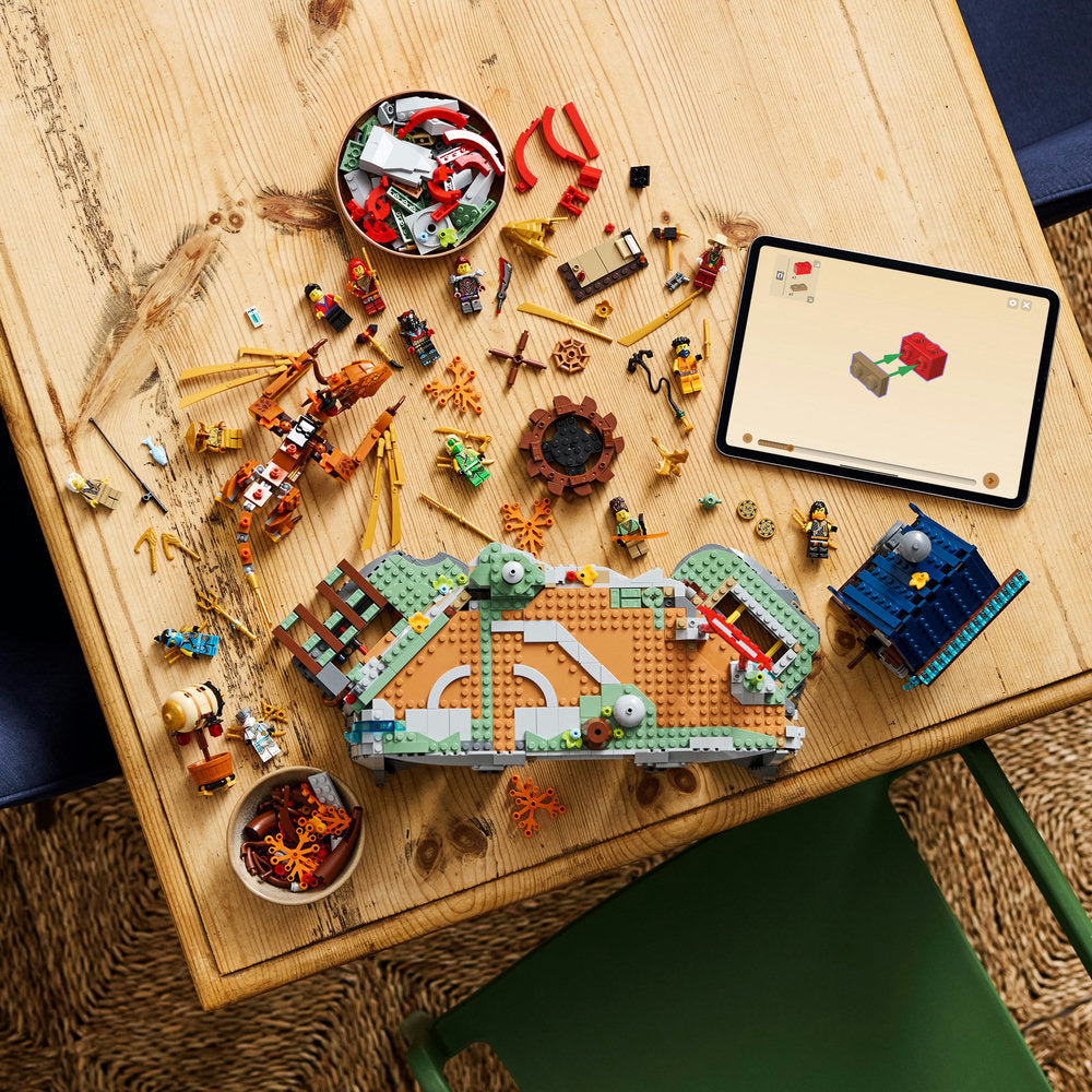 Combo NINJAGO: Ciudad-Templo del Torneo (71814) y Talleres de la Ciudad de NINJAGO (71837)