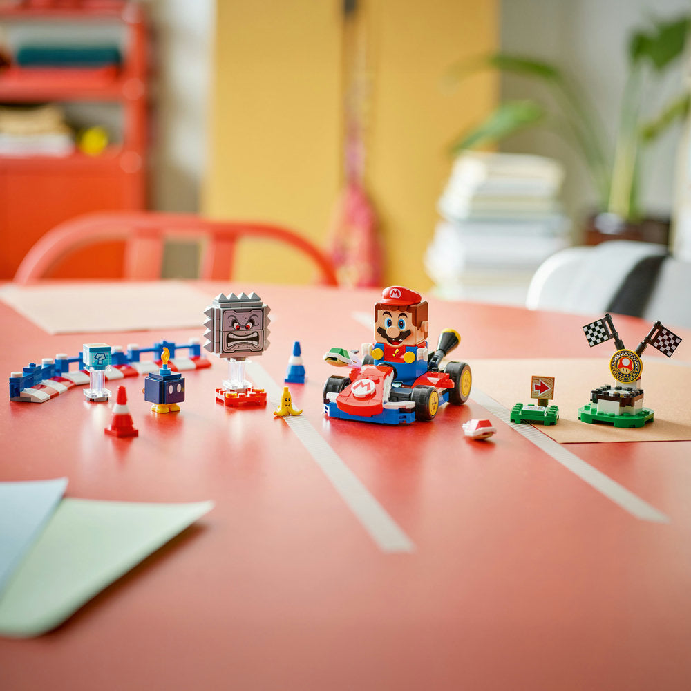 Mario Kart™ – LEGO® Mario™ interactivo y Kart estándar