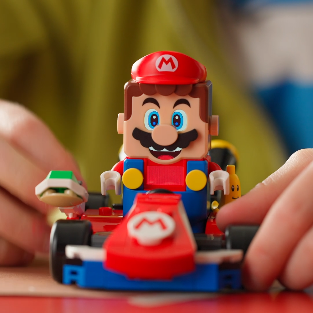 Mario Kart™ – LEGO® Mario™ interactivo y Kart estándar