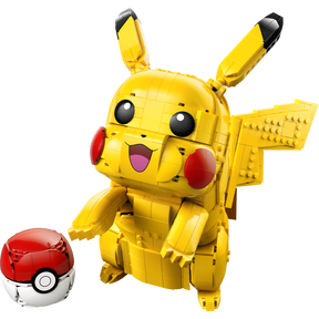 Pikachu y Poké Ball