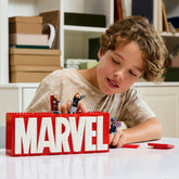 Logotipo MARVEL y Minifiguras