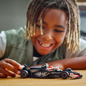Combo Speed Champions 1: Auto de Carreras Visa Cash App RB VCARB 01 F1® (77246) + Auto de Carreras MoneyGram Haas F1® Team VF-24 (77250) + Auto de Carreras BWT Alpine F1® Team A524 (77248)