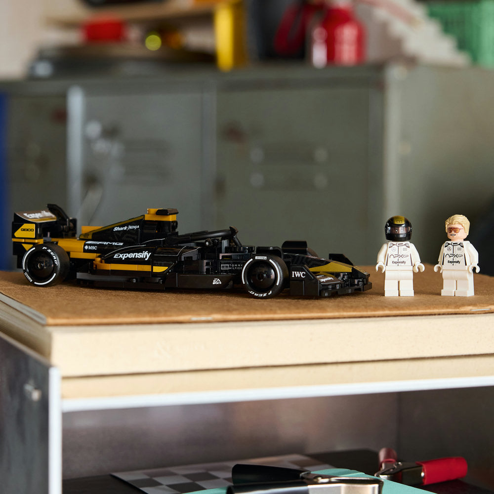Coche de Carreras del Equipo APXGP de F1®: La Película