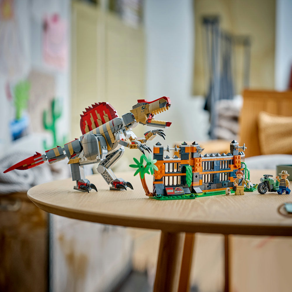 Huida del Dinosaurio Spinosaurus