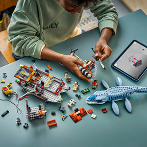 Ataque del Dinosaurio Marino Mosasaurus