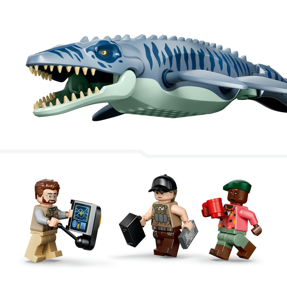 Ataque del Dinosaurio Marino Mosasaurus