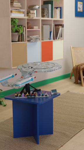 Star Trek: U.S.S. Enterprise NCC-1701-D™