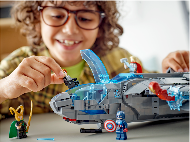 Quinjet de los vengadores 2025